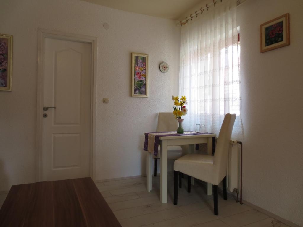 House Katja Hotel Йезерце Екстериор снимка